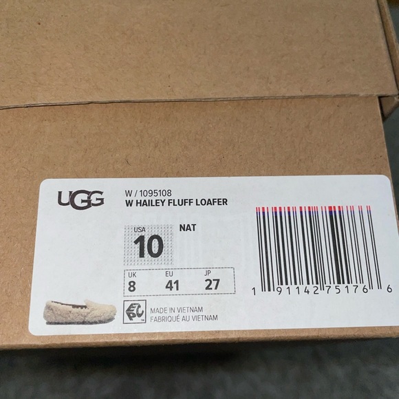 UGG Hailey Fluff Loafer - Picture 8 of 8